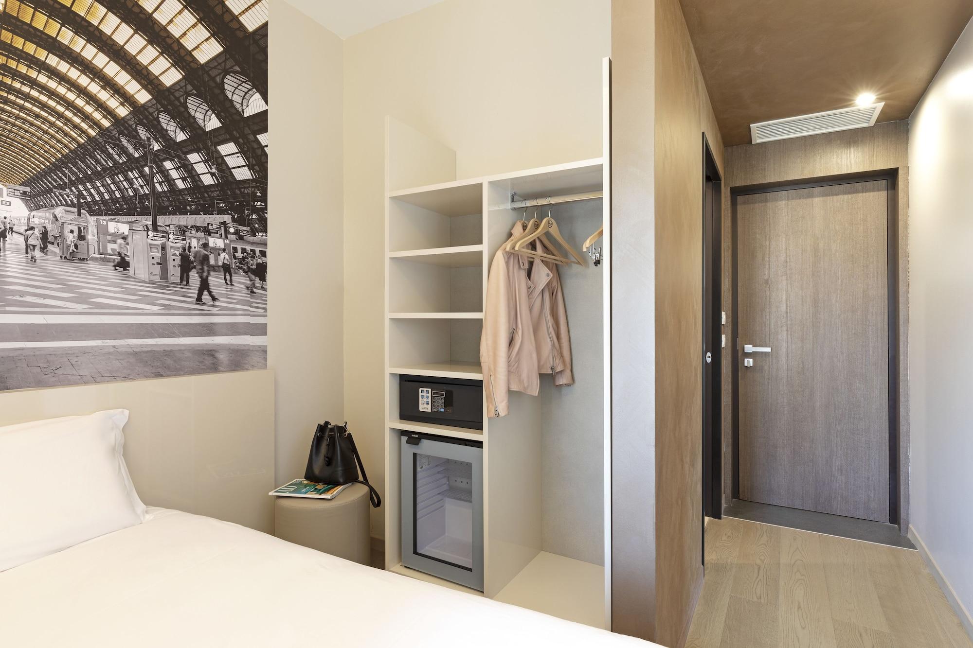 B&B Hotel Milano Central Station Eksteriør billede